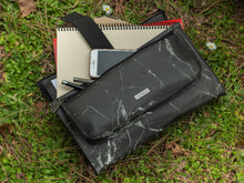 Load image into Gallery viewer, MARBLE BLACK ORTA LAPTOP
