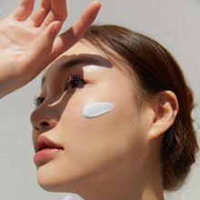 Load image into Gallery viewer, Klairs - Mid Day Blue UV Shield 80ml SPF 50+ PA++++ (%25 Tanıtım İndirimli)