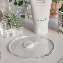 Load image into Gallery viewer, Rootree - Mobitherapy UV Sunshield SPF 50+ PA ++++ 60gr