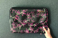 Load image into Gallery viewer, EXECUTIVE BLOSSOM ORTA LAPTOP