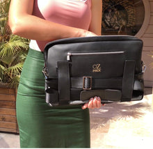 Load image into Gallery viewer, TRAVELER SİYAH ORTA LAPTOP (9 HAZİRAN'DA KARGOLANACAKTIR)

