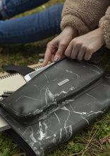 Load image into Gallery viewer, MARBLE BLACK ORTA LAPTOP
