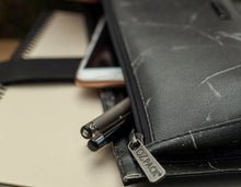 Load image into Gallery viewer, MARBLE BLACK ORTA LAPTOP
